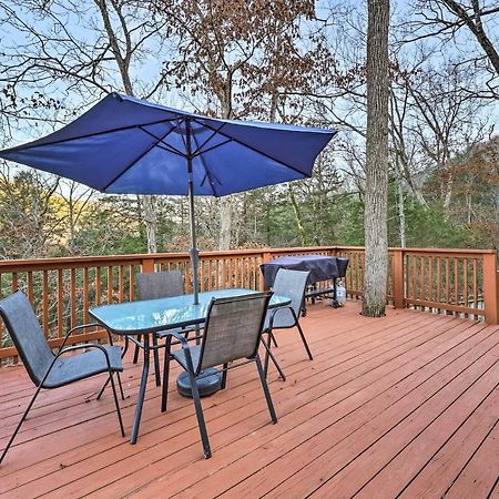 Holiday Island Home Mountain View And Hot Tub! Экстерьер фото