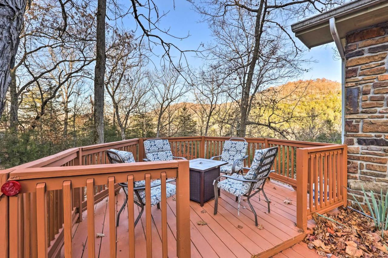 Holiday Island Home Mountain View And Hot Tub! Экстерьер фото